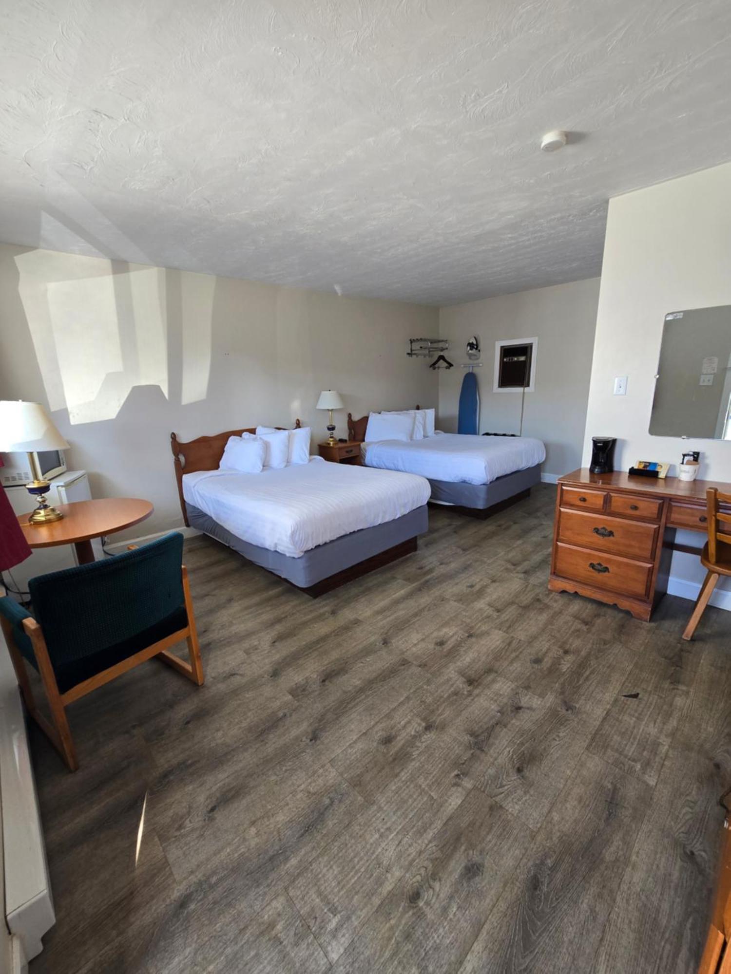 Travelodge By Wyndham Port Elgin Bagian luar foto