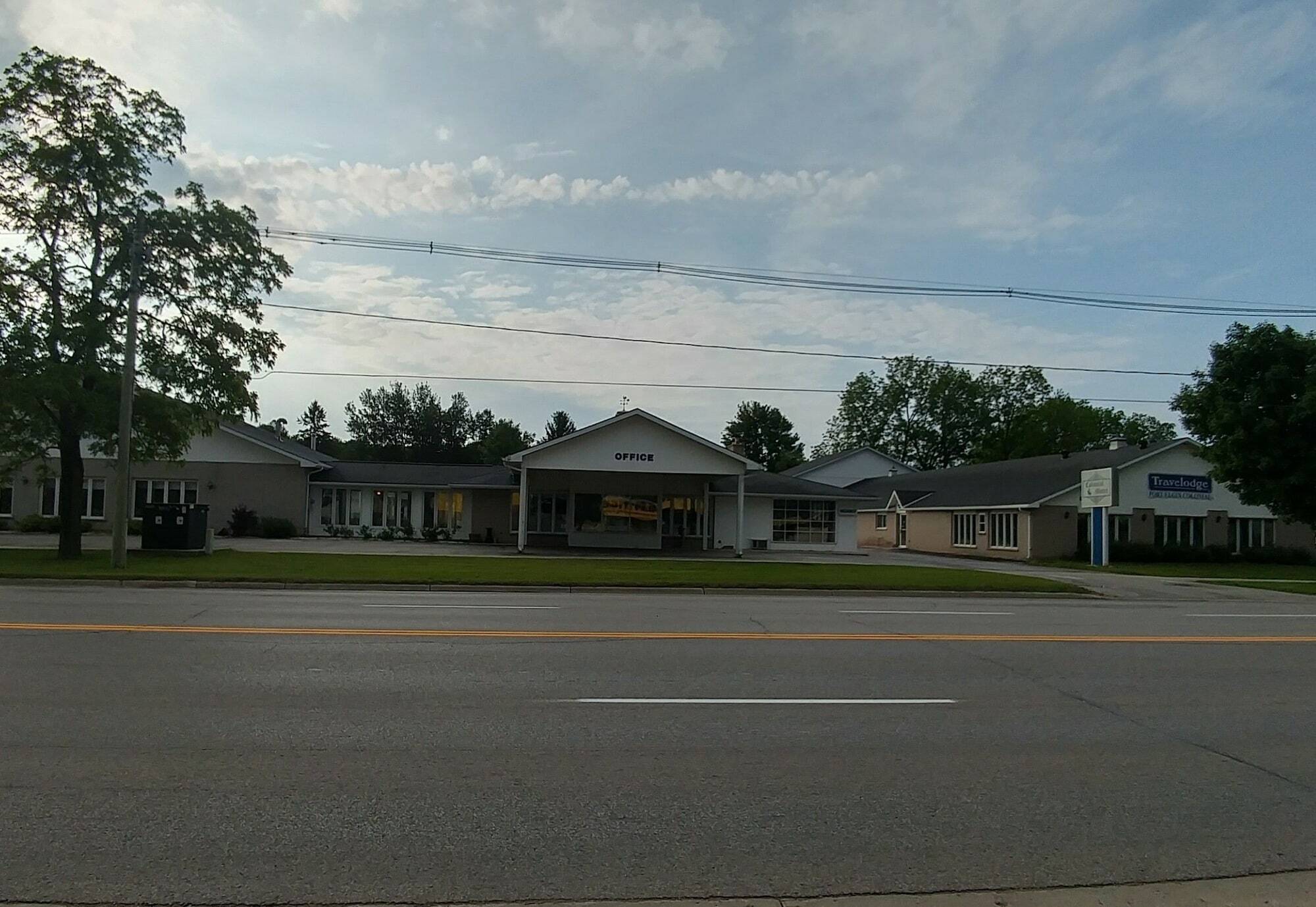 Travelodge By Wyndham Port Elgin Bagian luar foto